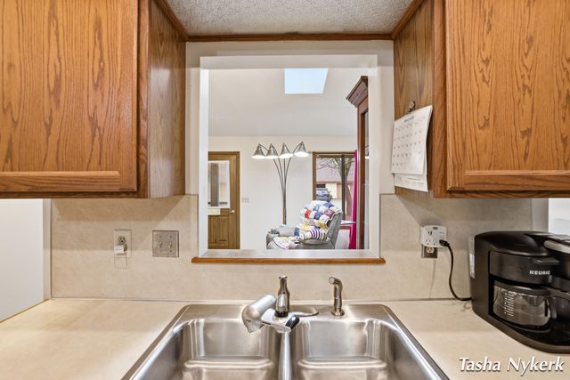 461 Cherry Lane, Holland Twp, MI 49424