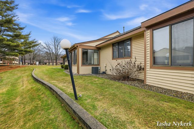 461 Cherry Lane, Holland Twp, MI 49424