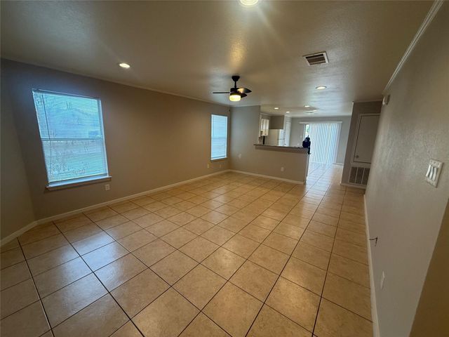 17808 Majestic Elm LN, Elgin, TX 78621