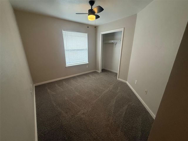 17808 Majestic Elm LN, Elgin, TX 78621