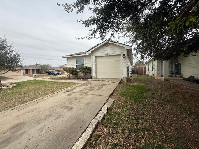 17808 Majestic Elm LN, Elgin, TX 78621