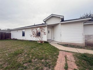 17808 Majestic Elm LN, Elgin, TX 78621