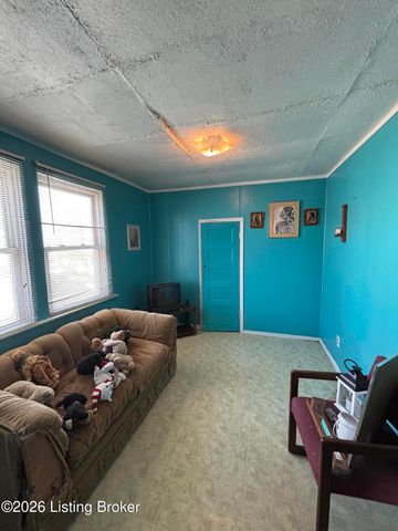 202 W Kenwood Way, Louisville, KY 40214