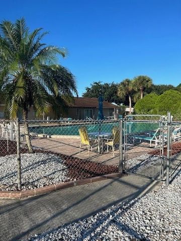 79 EAGLE POINT S, Osteen, FL 32764