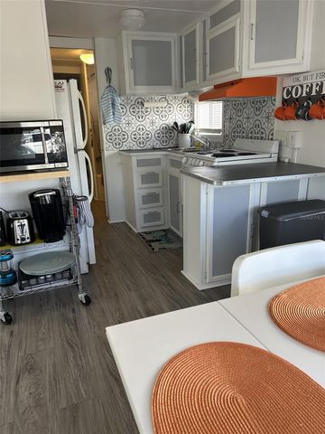 79 EAGLE POINT S, Osteen, FL 32764