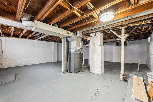 2404 Bancroft Street, Columbus, OH 43211