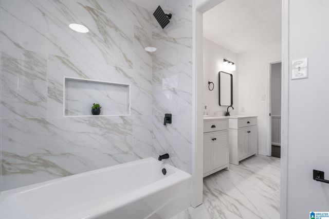 1301 OAK BROOK DRIVE NW, Birmingham, AL 35215