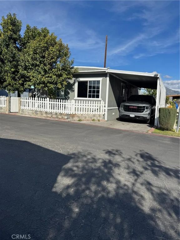 760 E 9th 15, San Bernardino, CA 92410