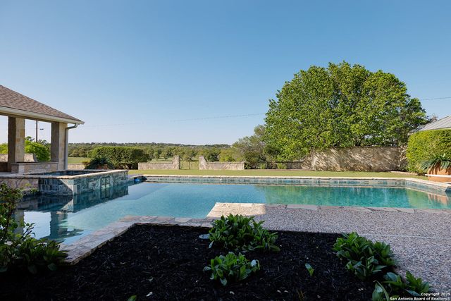 436A FM 1376, Boerne, TX 78006