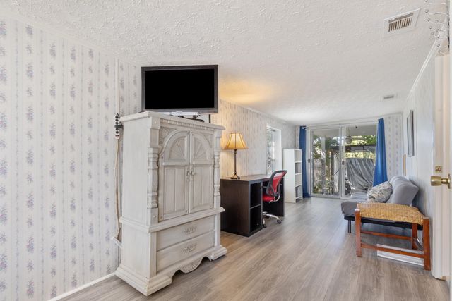 216 Carol Place, Panama City Beach, FL 32413