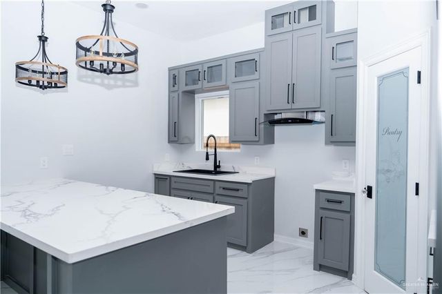 512 Spring Drive, Alton, TX 78573