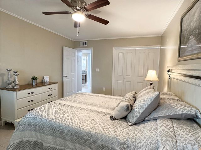 1100 E BAY DRIVE 3, Largo, FL 33770