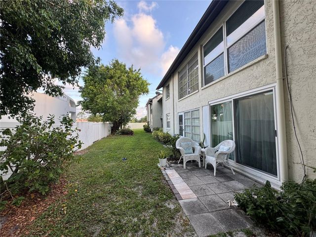 1100 E BAY DRIVE 3, Largo, FL 33770