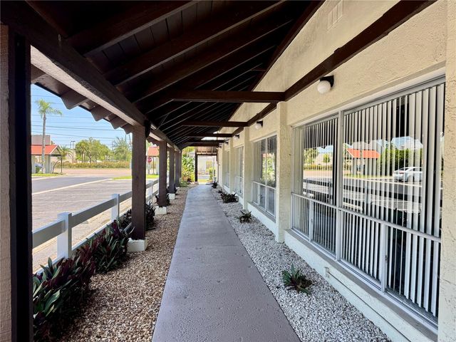 1100 E BAY DRIVE 3, Largo, FL 33770