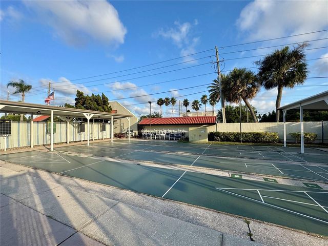 1100 E BAY DRIVE 3, Largo, FL 33770