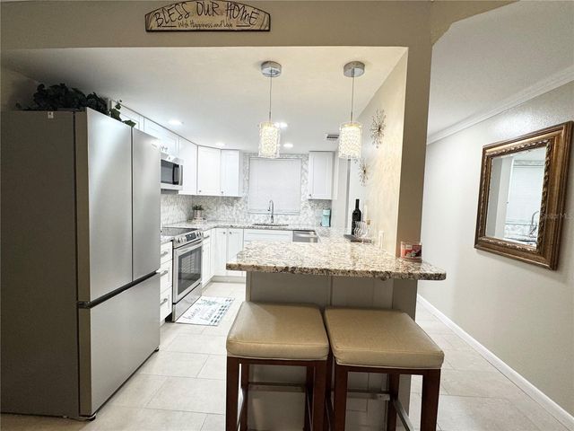1100 E BAY DRIVE 3, Largo, FL 33770