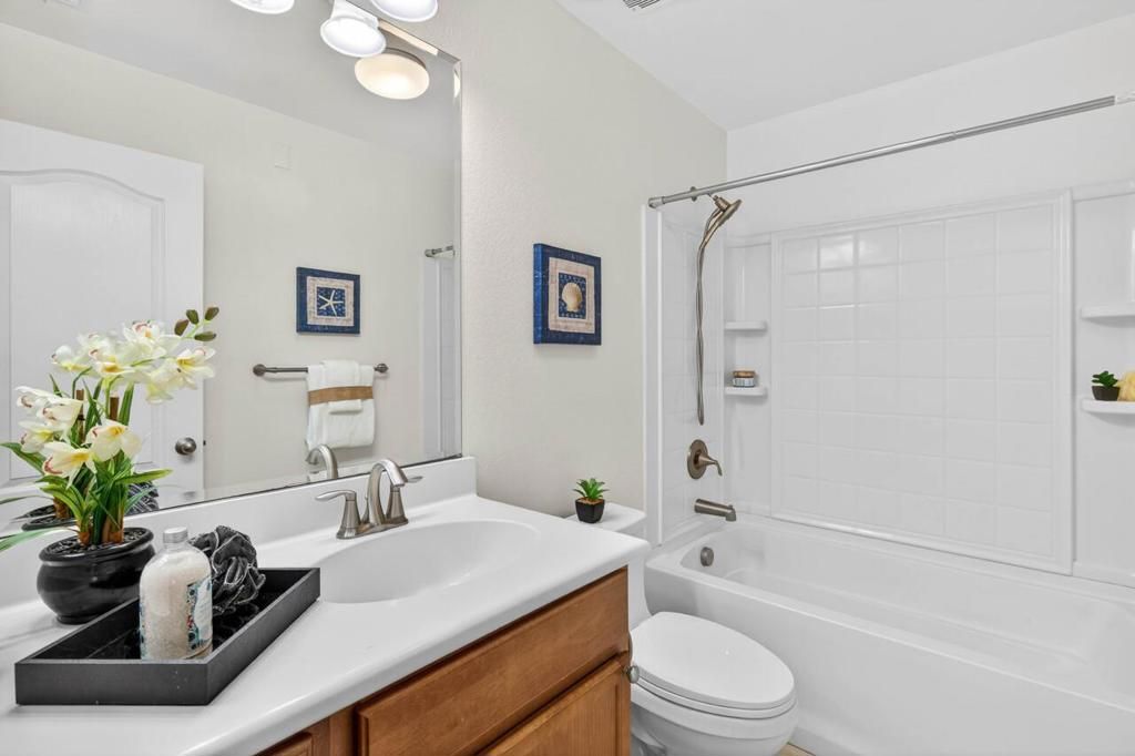 Image 11 of property listing at 4712 Norris Canyon Road 104, San Ramon, CA 94583