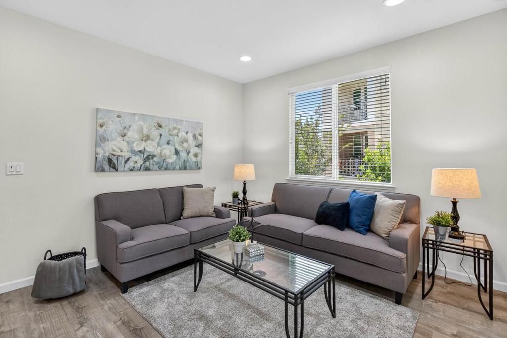 Image 2 of property listing at 4712 Norris Canyon Road 104, San Ramon, CA 94583
