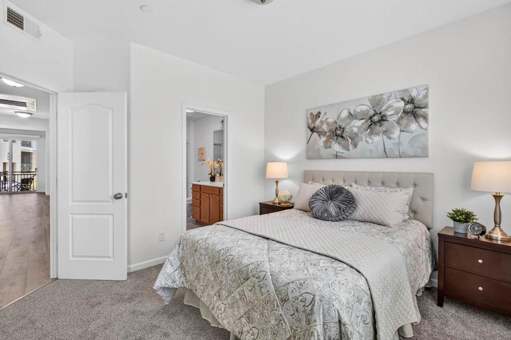 Image 9 of property listing at 4712 Norris Canyon Road 104, San Ramon, CA 94583