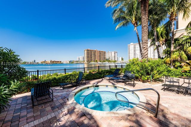 17145 N Bay Rd 4311, Sunny Isles Beach, FL 33160