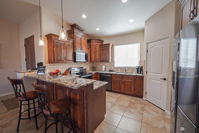 27282 Sage Ave, Wellton, AZ 85356