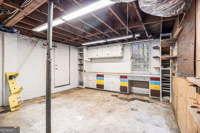 814 S Jolly Avenue, Clarkston, GA 30021