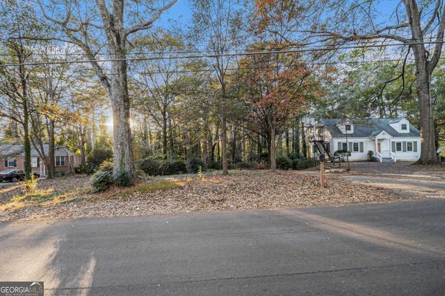 814 S Jolly Avenue, Clarkston, GA 30021