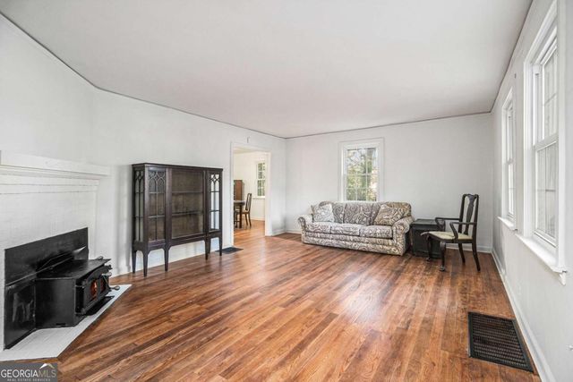 814 S Jolly Avenue, Clarkston, GA 30021