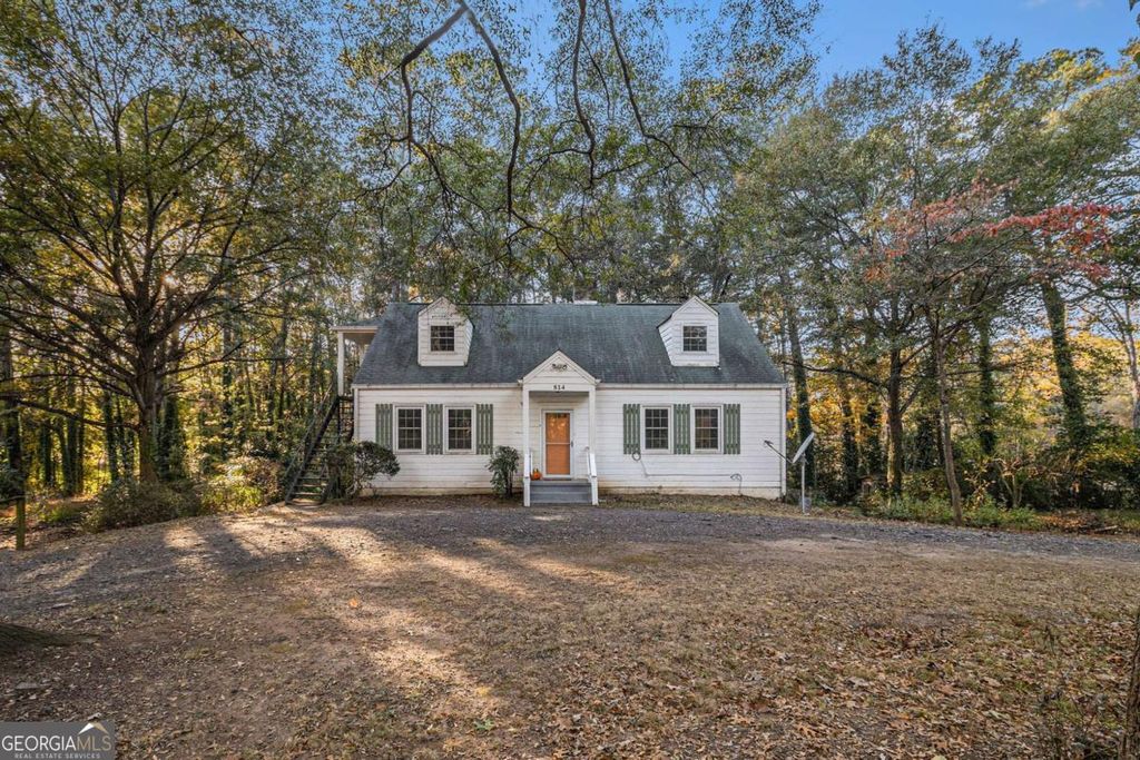 814 S Jolly Avenue, Clarkston, GA 30021