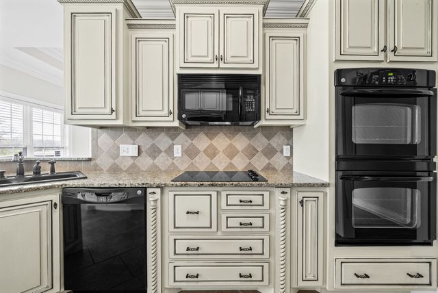 2597 Stone Manor Way, Clarksville, TN 37043