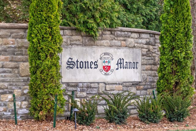 2597 Stone Manor Way, Clarksville, TN 37043