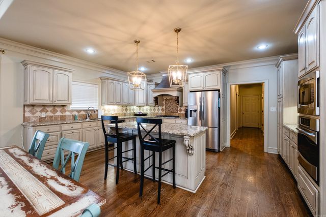 639 Epernay Place, Little Rock, AR 72223