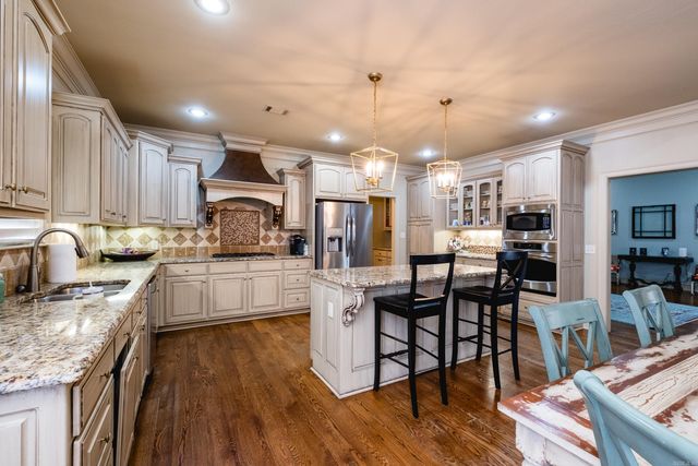 639 Epernay Place, Little Rock, AR 72223