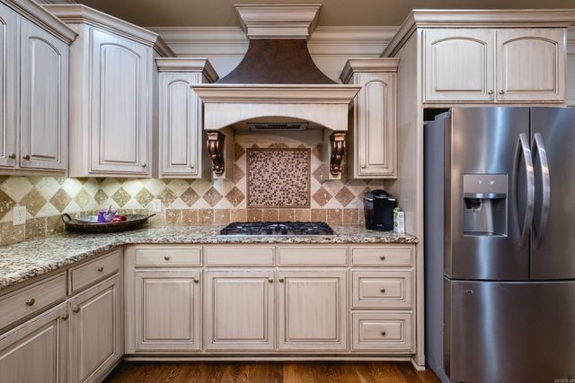 639 Epernay Place, Little Rock, AR 72223