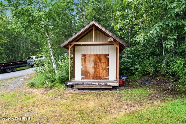191 E Glen Circle, Wasilla, AK 99654