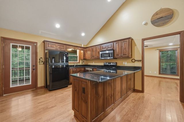 165 Pelican Drive, Ellijay, GA 30540