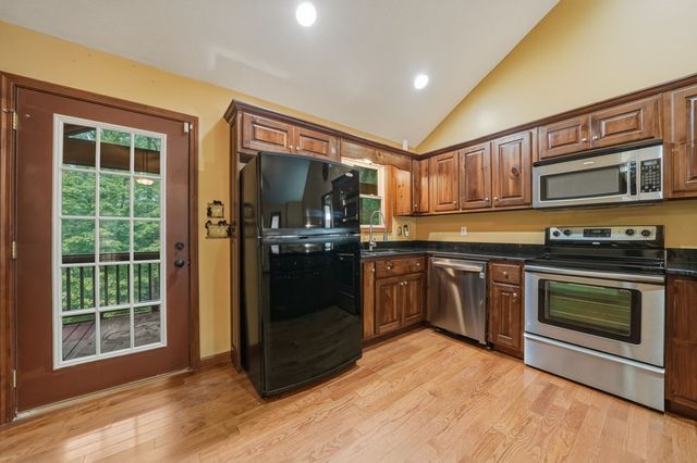 165 Pelican Drive, Ellijay, GA 30540