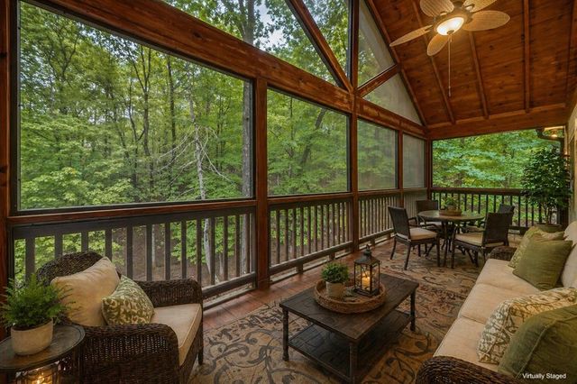 165 Pelican Drive, Ellijay, GA 30540