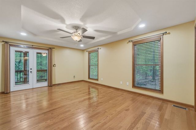 165 Pelican Drive, Ellijay, GA 30540