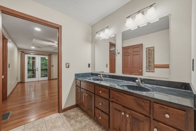 165 Pelican Drive, Ellijay, GA 30540