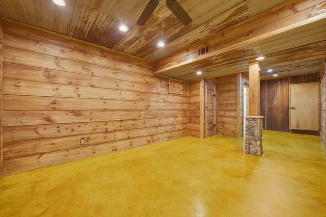 165 Pelican Drive, Ellijay, GA 30540