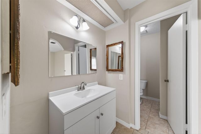 7750 Water Park Lane, Houston, TX 77086