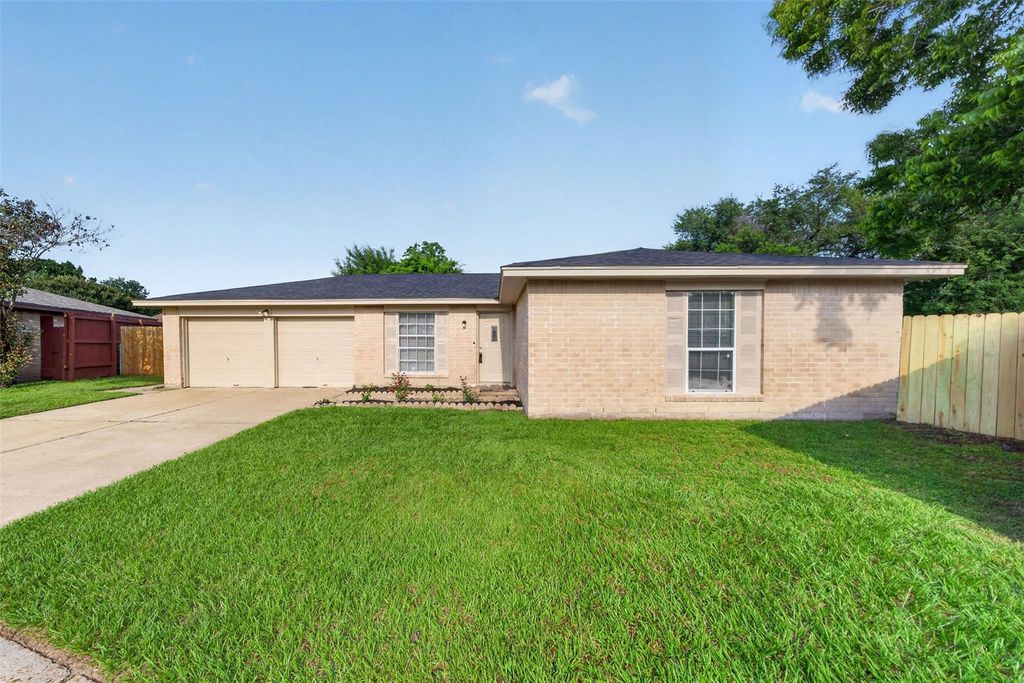 7750 Water Park Lane, Houston, TX 77086