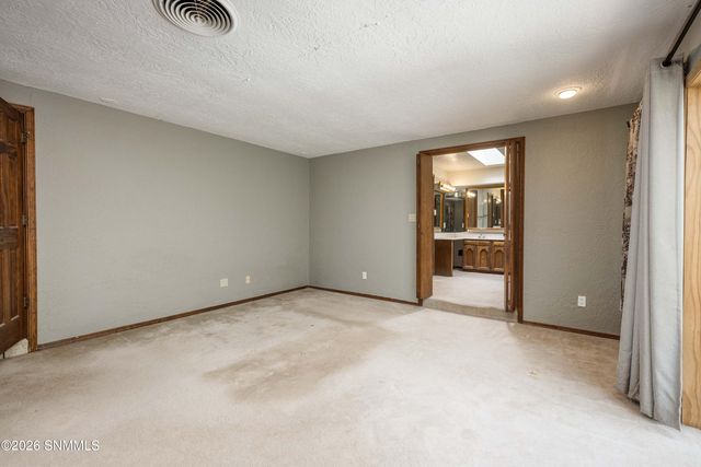 1910 Lillian Court, Las Cruces, NM 88007