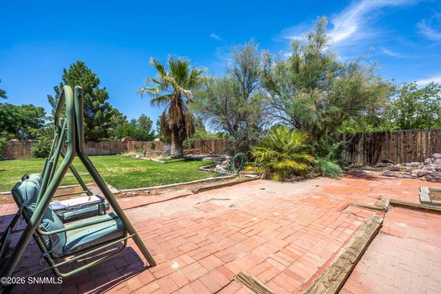 1910 Lillian Court, Las Cruces, NM 88007