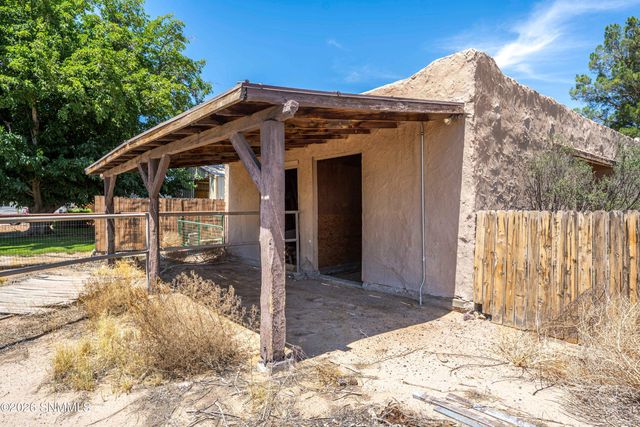 1910 Lillian Court, Las Cruces, NM 88007