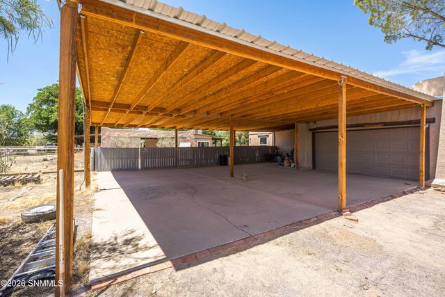 1910 Lillian Court, Las Cruces, NM 88007
