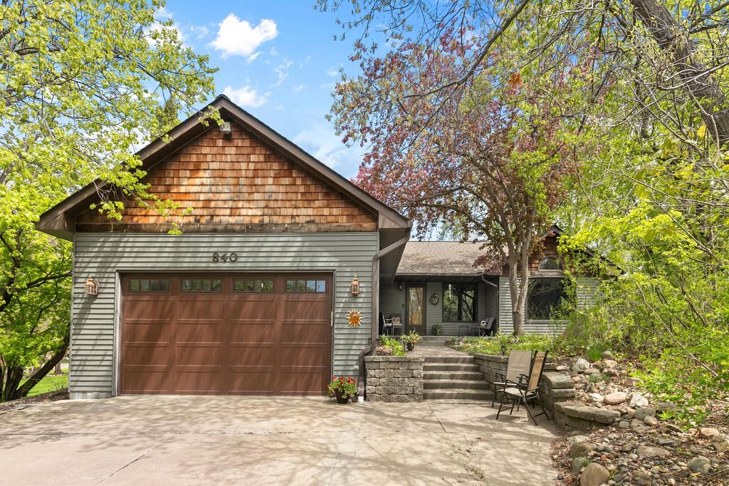 840 Hallam Avenue N, Mahtomedi, MN 55115 — exterior