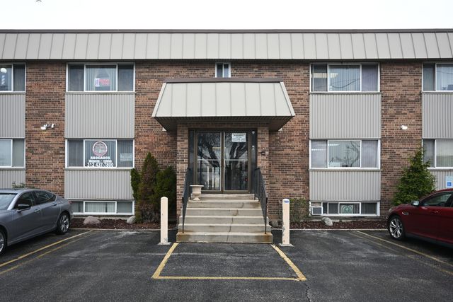 1101 W IRVING PARK Road, Bensenville, IL 60106