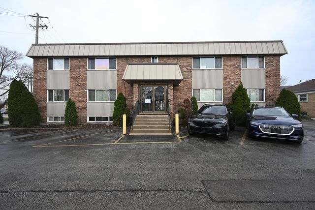 1101 W IRVING PARK Road, Bensenville, IL 60106